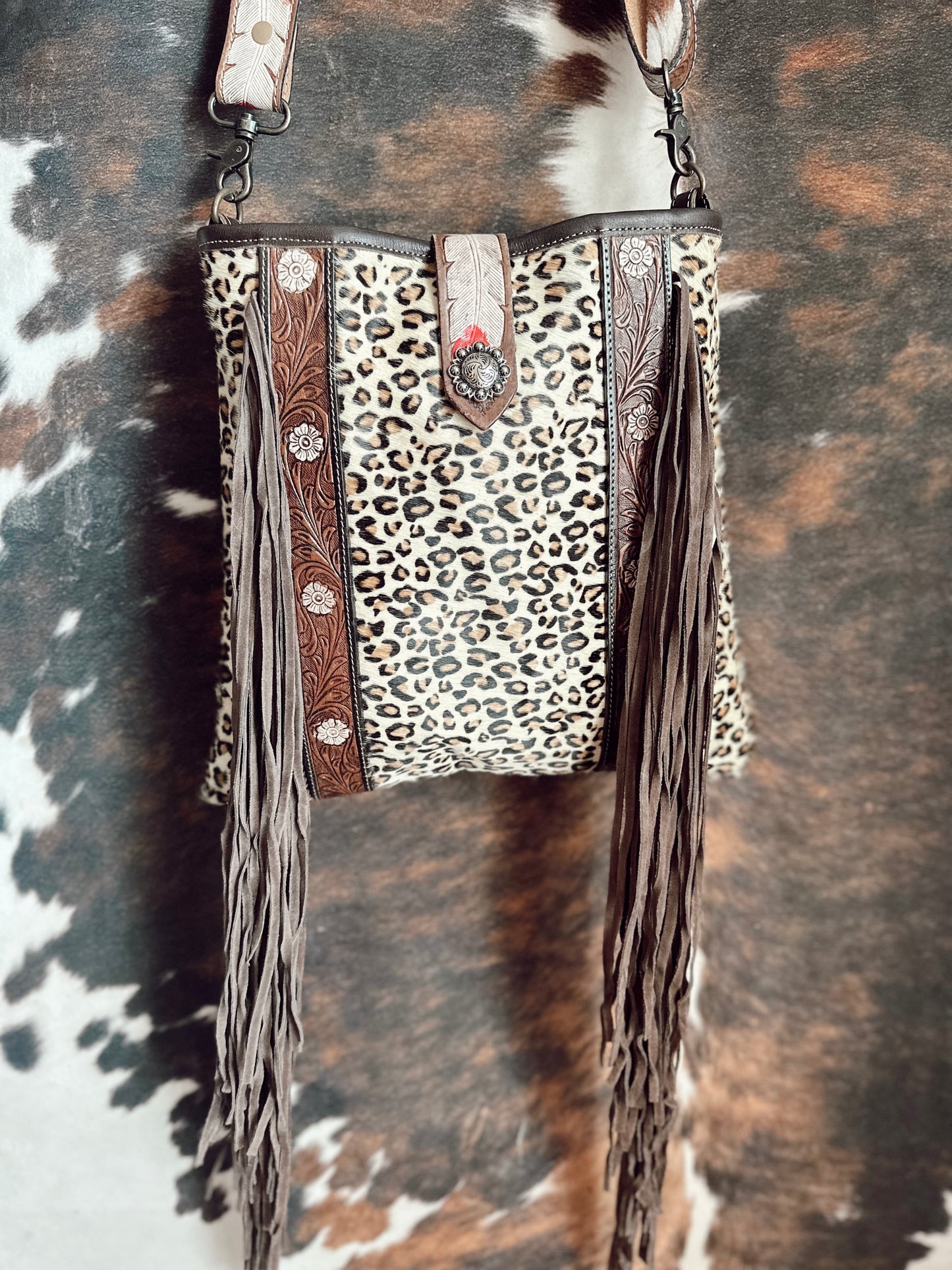 Divas Collect Hand Tooled Purse
