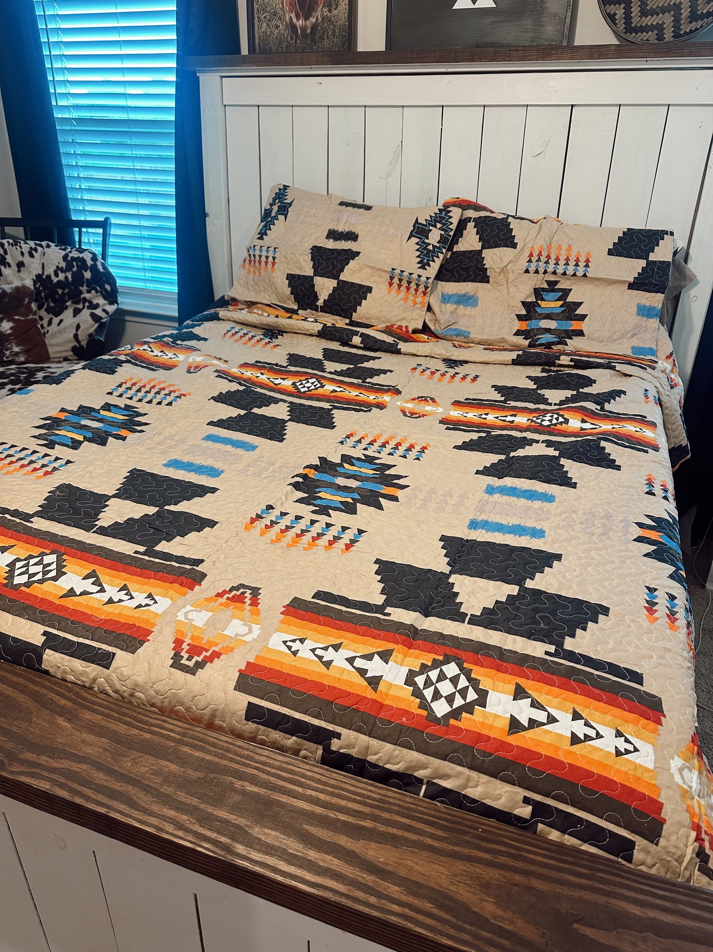 Desert Aztec Bedding Set